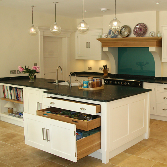 Classic Bespoke Kitchen from Knights Country Kitchens