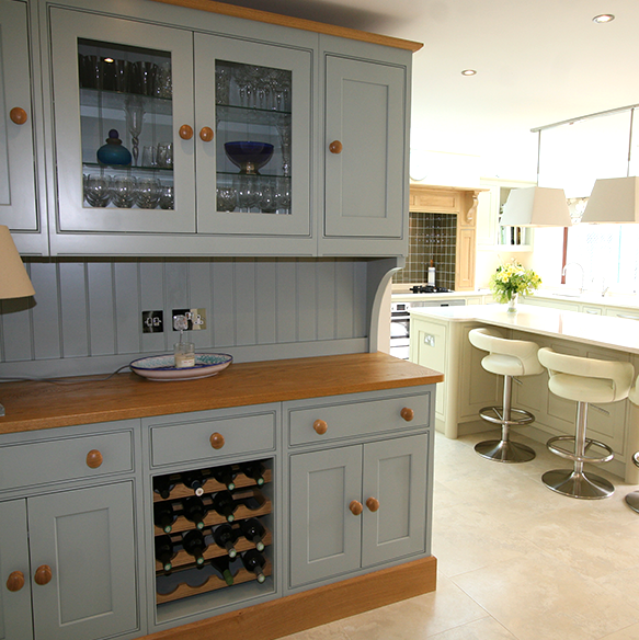 Sleek & Stylish White Kitchen from Knights Country Kitchens