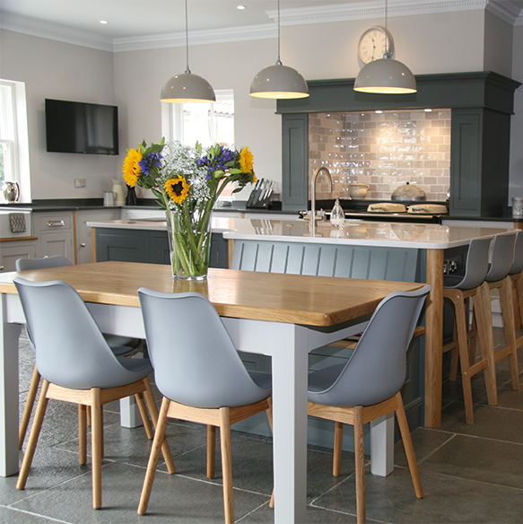 Impressive Manor House Kitchen offering excellent bespoke design, manufacture and fitting. Oak and Farrow & Ball colours. Bespoke Kitchens Suffolk