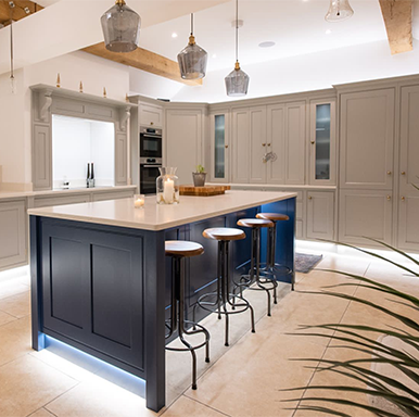 Sophisticated Shaker Kitchen