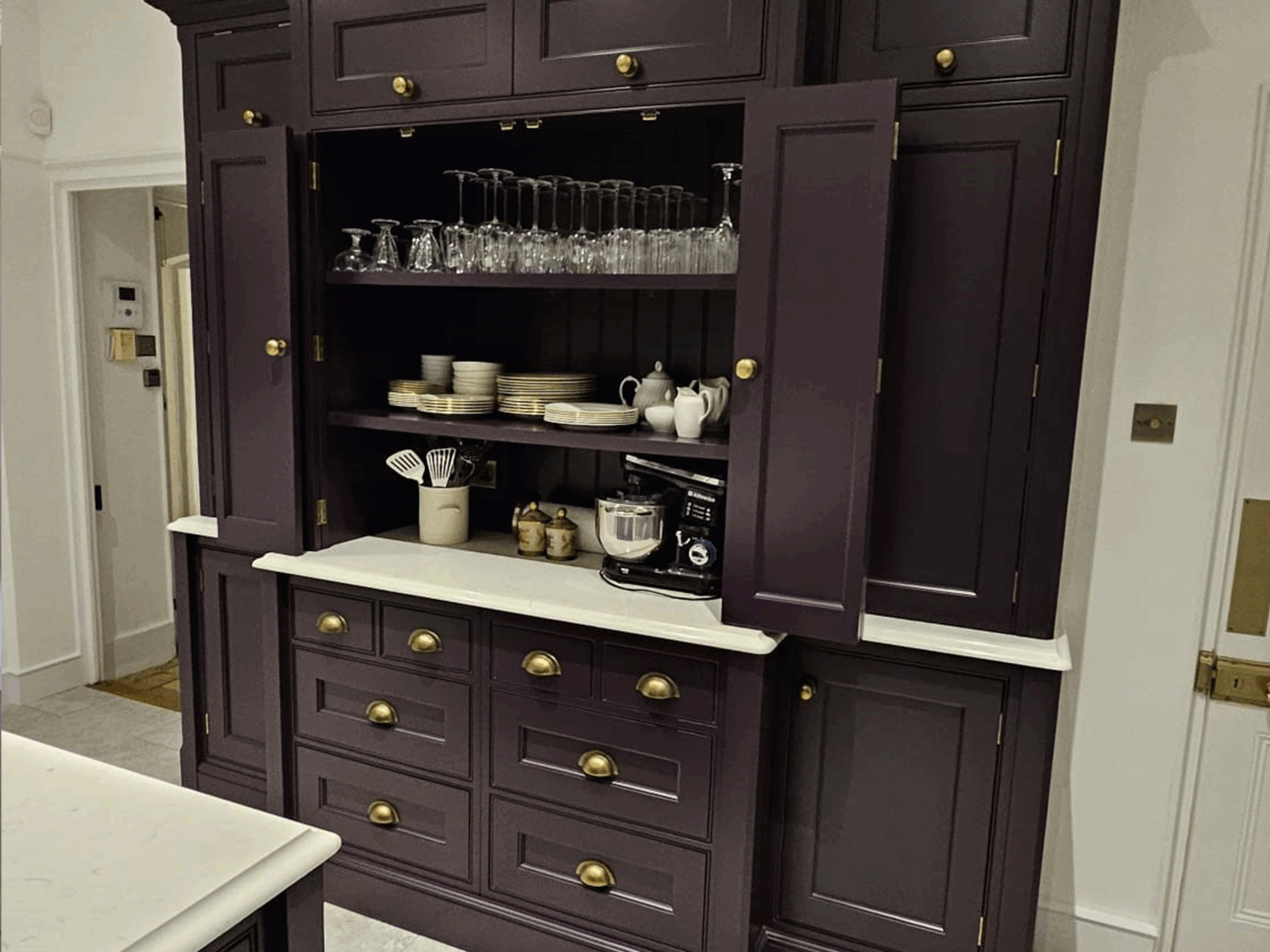 Popular Colour Palettes for Modern Kitchens
